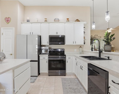 700 Trotter Lane - Photo Thumbnail 8