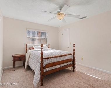 108 Delvalle Street - Photo Thumbnail 16