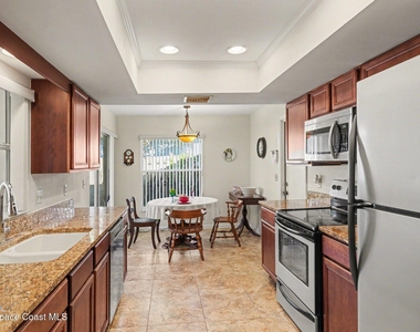 108 Delvalle Street - Photo Thumbnail 10