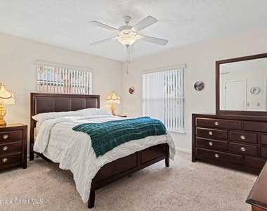 108 Delvalle Street - Photo Thumbnail 12
