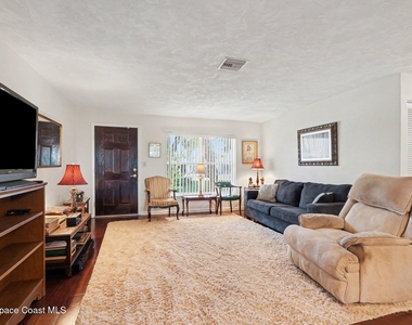 108 Delvalle Street - Photo Thumbnail 6