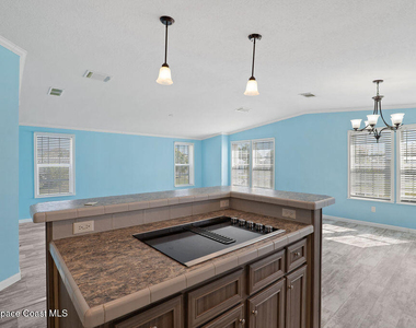 805 Beech Court - Photo Thumbnail 5