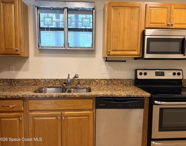 1464 Guava Avenue - Photo Thumbnail 5