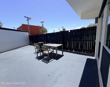 1464 Guava Avenue - Photo Thumbnail 10