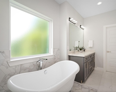 6720 Lozier Street - Photo Thumbnail 15