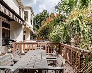 6515 Minola Street - Photo Thumbnail 9