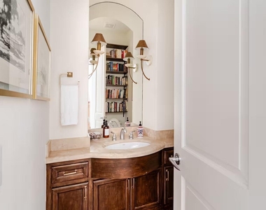 6515 Minola Street - Photo Thumbnail 10
