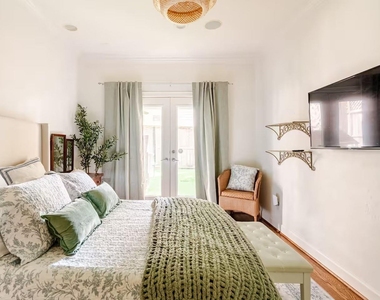 6515 Minola Street - Photo Thumbnail 23