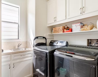 6515 Minola Street - Photo Thumbnail 18