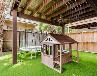 6515 Minola Street - Photo Thumbnail 29