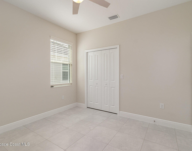 9051 Udina Way - Photo Thumbnail 10