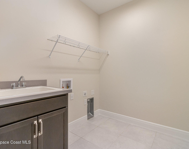 9051 Udina Way - Photo Thumbnail 13
