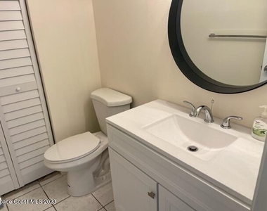 3243 Beach View Way - Photo Thumbnail 11