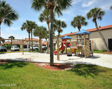 3243 Beach View Way - Photo Thumbnail 17