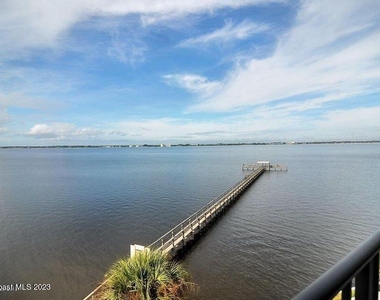 3243 Beach View Way - Photo Thumbnail 29