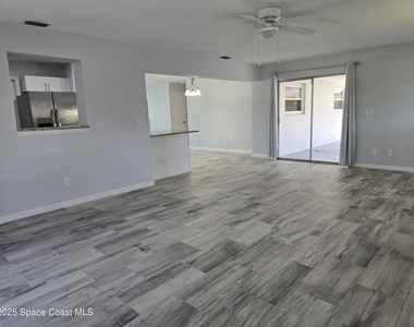 780 Mohawk Avenue - Photo Thumbnail 7