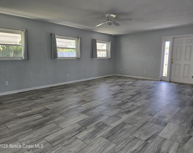 780 Mohawk Avenue - Photo Thumbnail 5