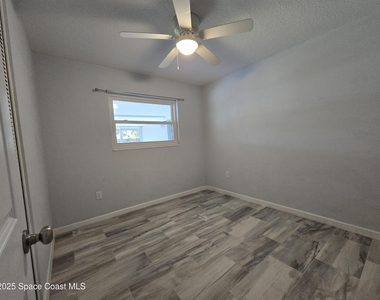 780 Mohawk Avenue - Photo Thumbnail 12