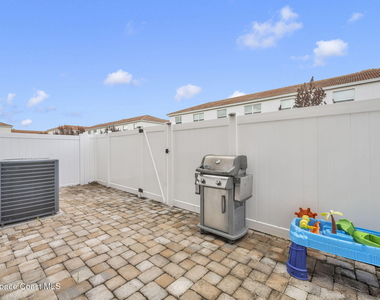 1445 Isabella Drive - Photo Thumbnail 35