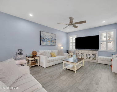 1445 Isabella Drive - Photo Thumbnail 10