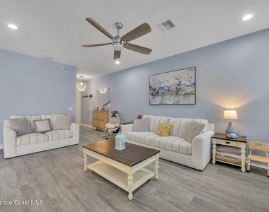 1445 Isabella Drive - Photo Thumbnail 12