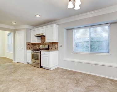 3806 Flatwood Drive - Photo Thumbnail 16