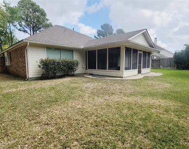 16215 Brinton Court - Photo Thumbnail 24