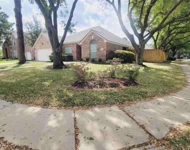 16215 Brinton Court - Photo Thumbnail 1