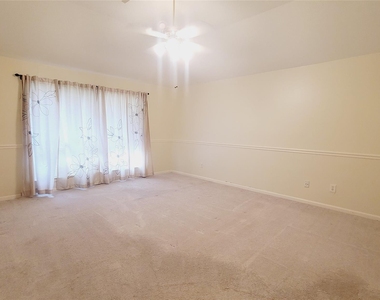 16215 Brinton Court - Photo Thumbnail 11