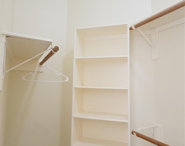 16215 Brinton Court - Photo Thumbnail 15