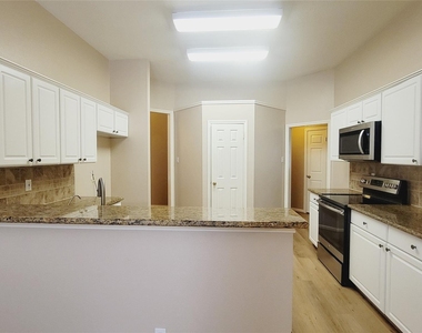 16215 Brinton Court - Photo Thumbnail 8