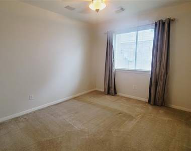 16215 Brinton Court - Photo Thumbnail 20