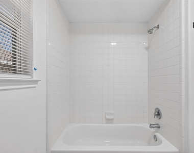 15807 Sonoma Park Drive - Photo Thumbnail 38