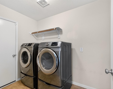 15807 Sonoma Park Drive - Photo Thumbnail 24