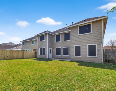 15807 Sonoma Park Drive - Photo Thumbnail 42