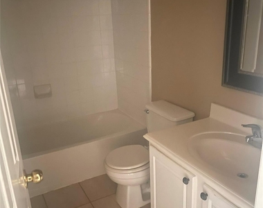 5815 Vinemont Lane - Photo Thumbnail 21