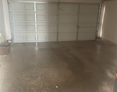 5815 Vinemont Lane - Photo Thumbnail 13