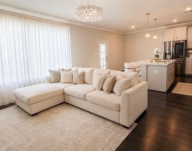 12310 Upper Mar Drive - Photo Thumbnail 2