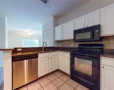 4207 S Dale Mabry Highway - Photo Thumbnail 3