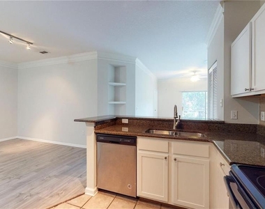 4207 S Dale Mabry Highway - Photo Thumbnail 5