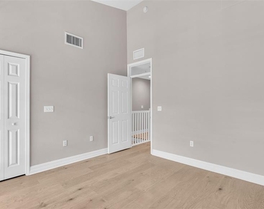 549 Bahia Beach Boulevard - Photo Thumbnail 22
