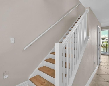 549 Bahia Beach Boulevard - Photo Thumbnail 4
