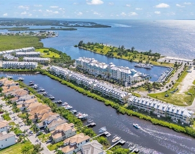 549 Bahia Beach Boulevard - Photo Thumbnail 31