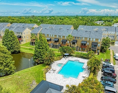3047 Pointeview Drive - Photo Thumbnail 48