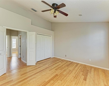 3047 Pointeview Drive - Photo Thumbnail 21