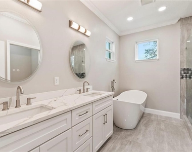 809 W Linebaugh Avenue - Photo Thumbnail 2