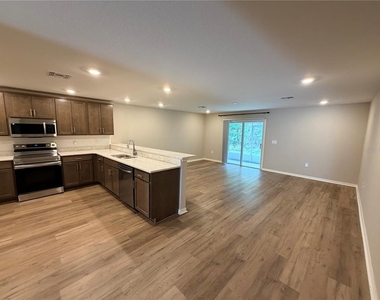 2738 Idyll Lakes Circle - Photo Thumbnail 6