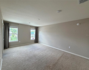2738 Idyll Lakes Circle - Photo Thumbnail 11