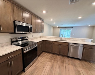 2738 Idyll Lakes Circle - Photo Thumbnail 4