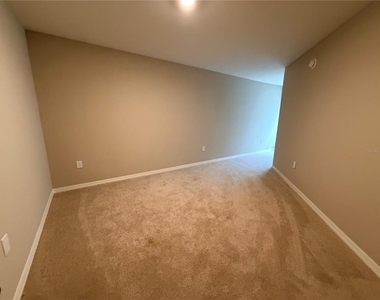2738 Idyll Lakes Circle - Photo Thumbnail 14